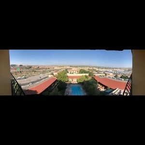 Meet your Posher, Jose